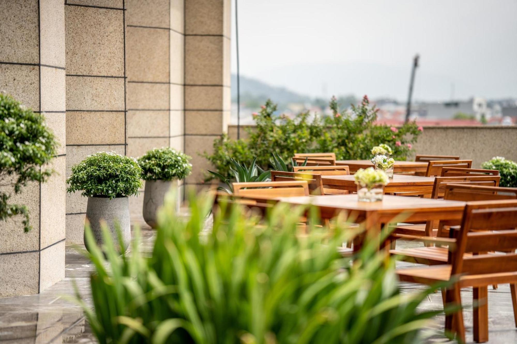 Crowne Plaza Vinh Yen City Centre By Ihg Dış mekan fotoğraf